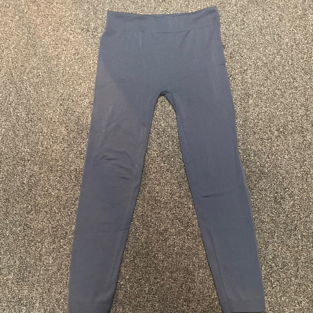 Women’s leggings, gray, size small/medium